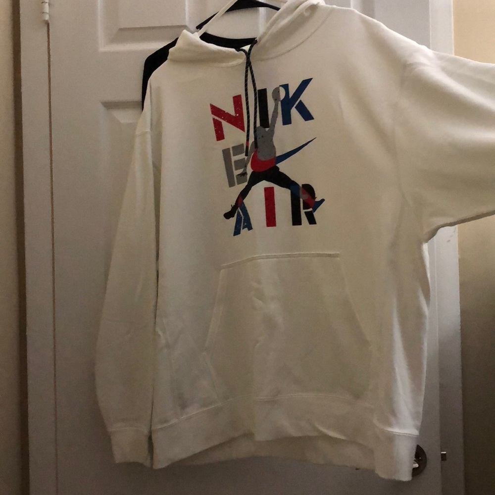 NWT Nike Air Jordan Hoodie in White w/ Jumpman - Picture 9 of 13